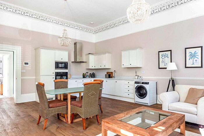 1 Bedroom Flat For Sale In One Lypiatt, Lypiatt Drive, Montpellier, Cheltenham, GL50