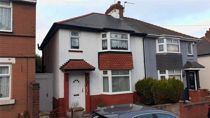 2 Bedroom Detached House To Rent In Vicarage Road, Wednesbury, West Midlands, WS10