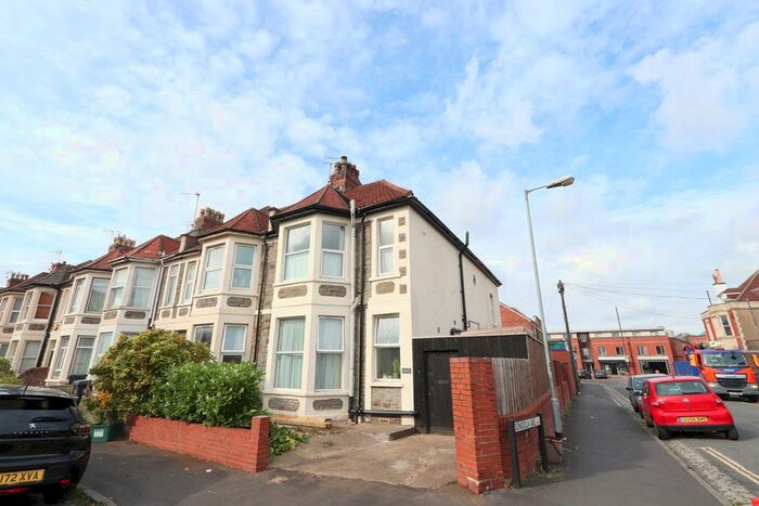 1 Bedroom Flat To Rent In Brynland Avenue, Bristol, BS7