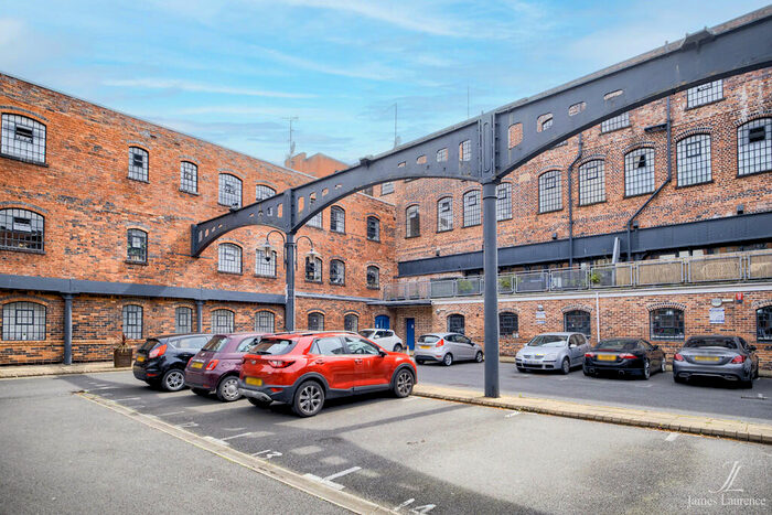 1 Bedroom Apartment For Sale In Newhall Court, George Street, Jewellery Quarter, B3
