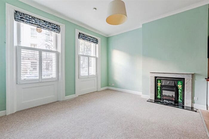 Studio To Rent In Brunswick Road, Hove, BN3