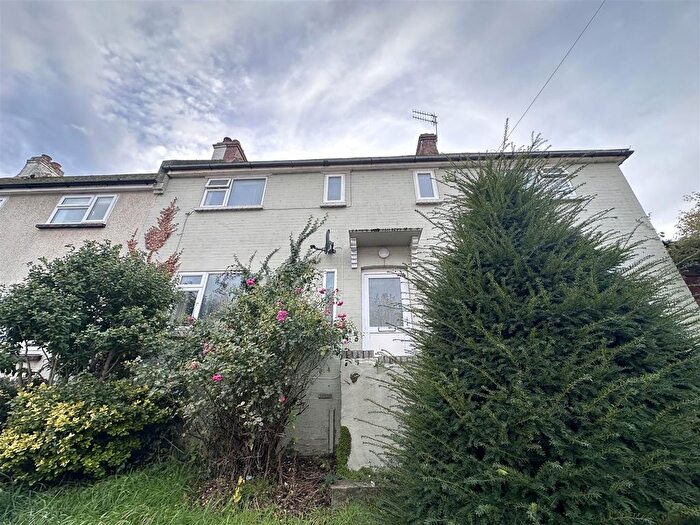 4 Bedroom Semi-Detached House To Rent In Hollington Old Lane, St. Leonards-On-Sea, TN38