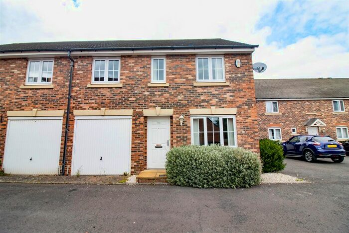 4 Bedroom Semi Detached House For Sale In Chipchase Mews, Great Park, Newcastle Upon Tyne, NE3