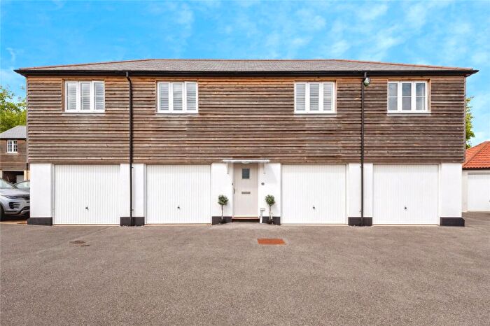 2 Bedroom Coach House For Sale In Duffield Lane, BA15