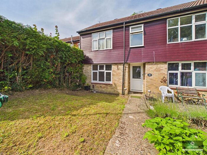 Studio To Rent In Lanercost Road, Southgate, RH11