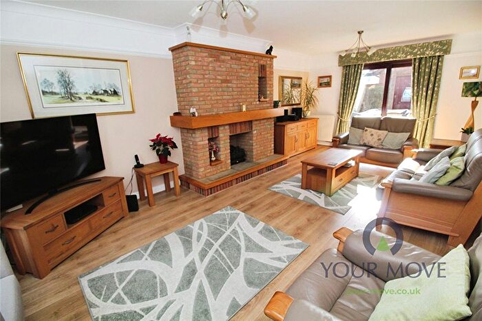 5 Bedroom Link Detached House For Sale In Keeley Farm Court, Wootton, Bedford, Bedfordshire, MK43