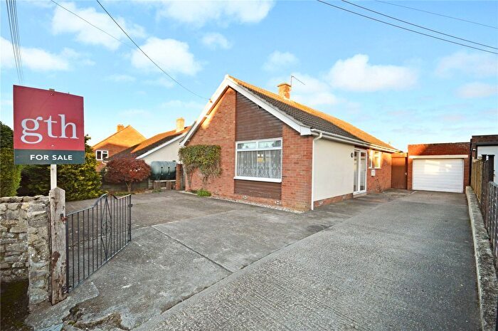 3 Bedroom Bungalow For Sale In School Lane, Woolavington, Bridgwater, Somerset, TA7