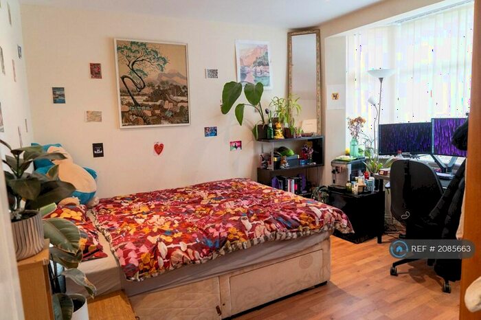 5 Bedroom Semi-Detached House To Rent In Kiln Lane, Headington, Oxford, OX3