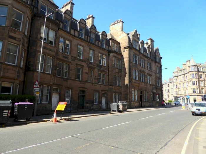 1 Bedroom Flat To Rent In Bruntsfield Place, Bruntsfield, Edinburgh, EH10