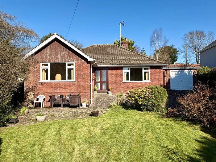 3 Bedroom Detached Bungalow For Sale In Wrigglebrook, Kingsthorne, Hereford, HR2