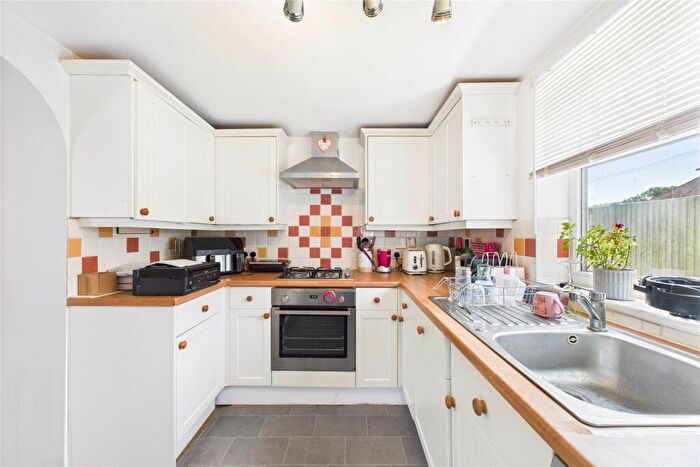 2 Bedroom Bungalow To Rent In Evenlode Way, Sandhurst, Berkshire, GU47