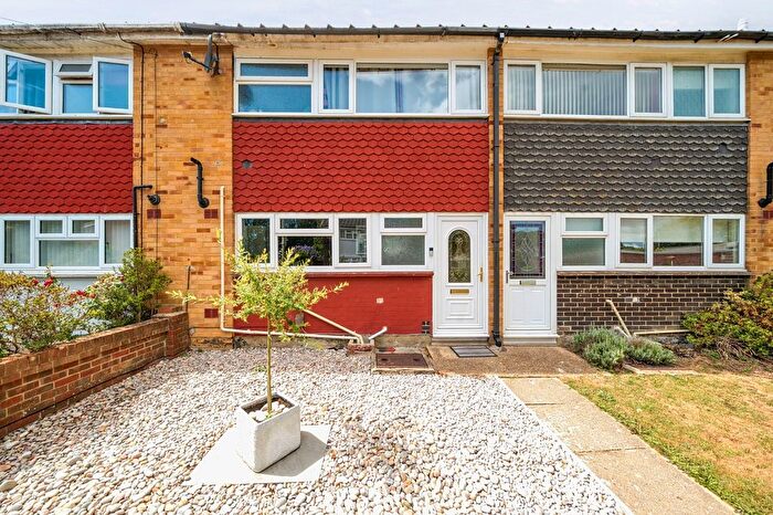 3 Bedroom Terraced House For Sale In Biggin Walk, Fareham, Hampshire, PO14