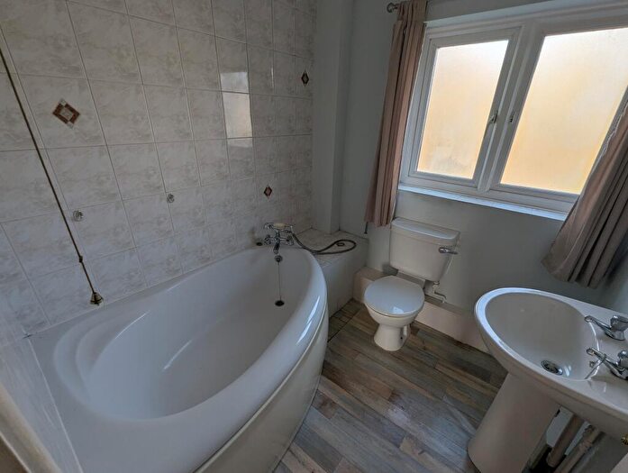 2 Bedroom Terraced House For Sale In Broadwood Close, Warminster, Wiltshire, BA12