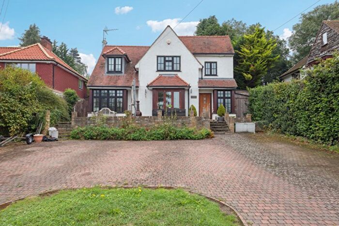 5 Bedroom Detached House For Sale In Chess Lane, Loudwater, Rickmansworth, WD3