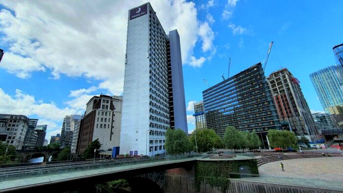 2 Bedroom Apartment To Rent In City Heights, Victoria Bridge St, M3