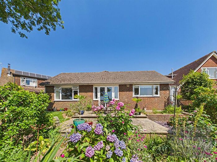 2 Bedroom Detached Bungalow For Sale In Downs View, Ninfield, TN33