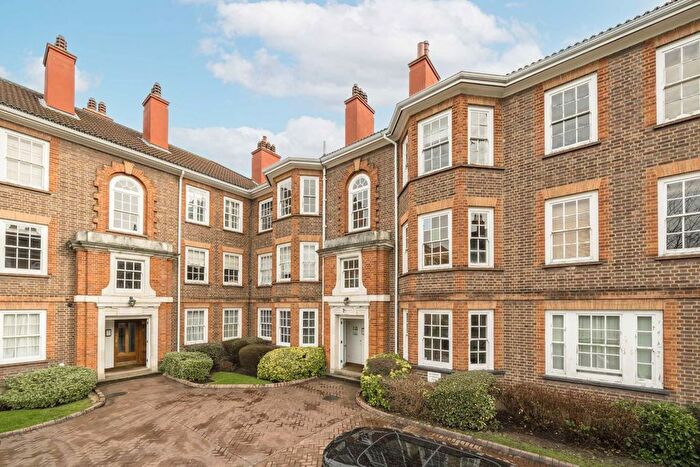 2 Bedroom Flat To Rent In Bromyard Avenue, London, W3