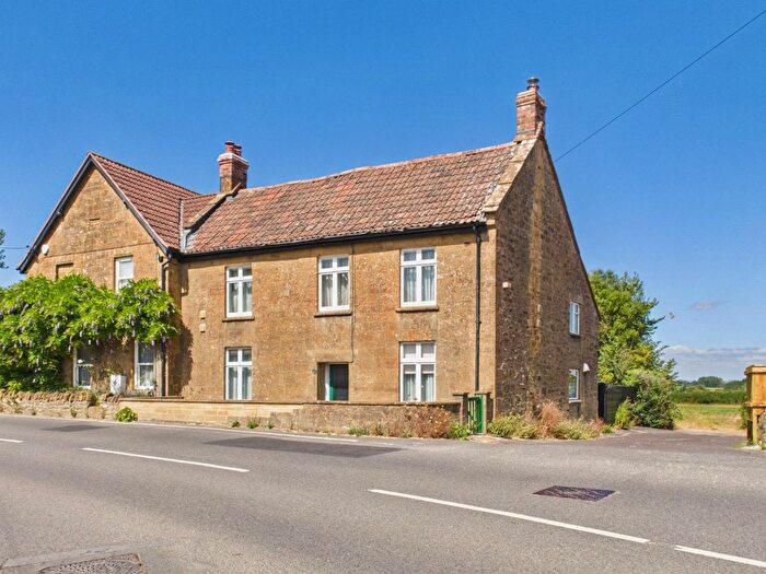 2 Bedroom Semi-Detached House For Sale In North Street, Stoke-Sub-Hamdon, TA14