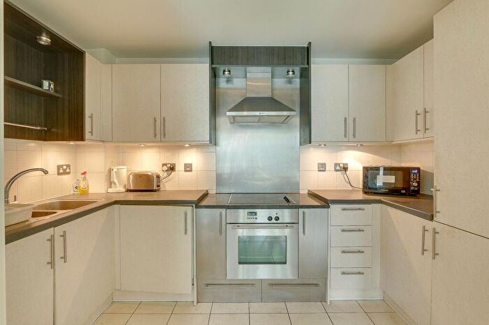 1 Bedroom Flat For Sale In Hertsmere Road, Horizon Building, E14