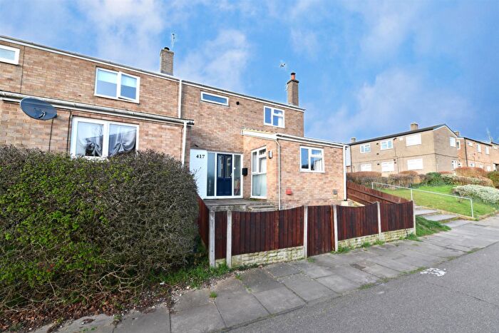 3 Bedroom End Of Terrace House For Sale In Vardon Road, Stevenage, SG1
