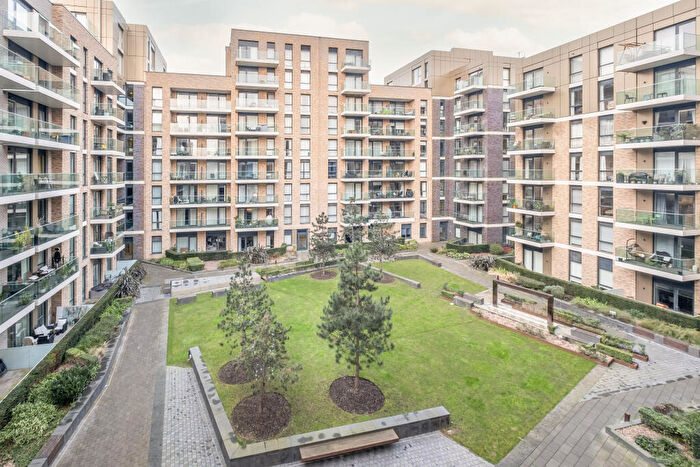 1 Bedroom Flat For Sale In Queenshurst Square, Kingston Upon Thames, KT2