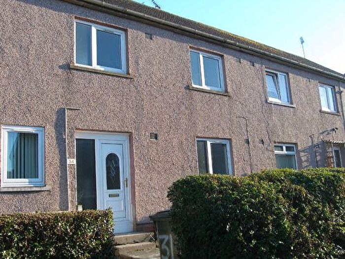 4 Bedroom Terraced House To Rent In Gilmerton Dykes Terrace, Edinburgh, EH17