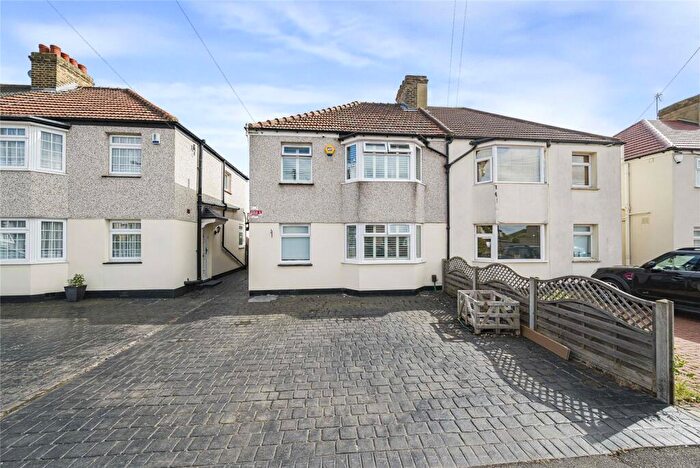 3 Bedroom Semi-Detached House For Sale In Westbrooke Road, Welling, Kent, DA16