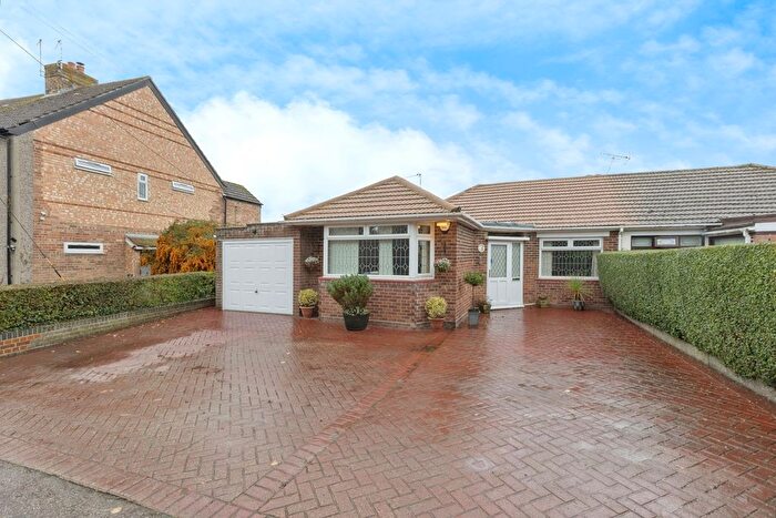 3 Bedroom Bungalow For Sale In Cray Road, Crockenhill, Swanley, Kent, BR8