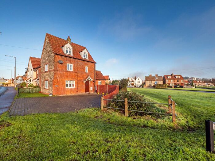 4 Bedroom End Terrace House For Sale In Cromer Road, Sheringham, NR26