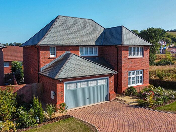 4 Bedroom Detached House For Sale In Manley Meadow, Exeter, EX1