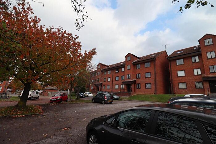 1 Bedroom Flat To Rent In Tippett Rise, Dale Road, Reading, RG2