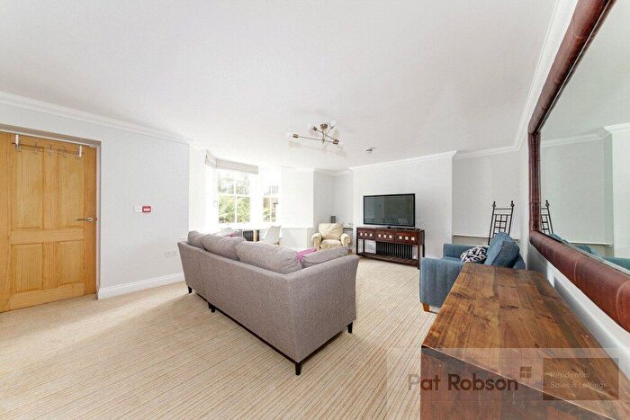 1 Bedroom Apartment To Rent In Belle Grove Terrace, Spital Tongues, Newcastle Upon Tyne, NE2