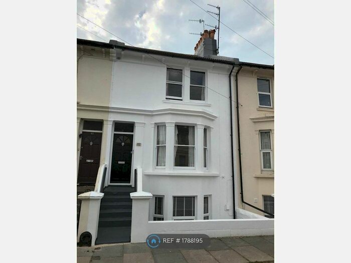 1 Bedroom Flat To Rent In Goldstone Road, Hove, BN3