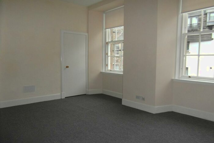 1 Bedroom Flat To Rent In Dunbars Close, EH8