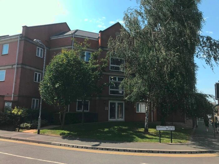 2 Bedroom Flat To Rent In Grants Yard, Burton Upon Trent, DE14