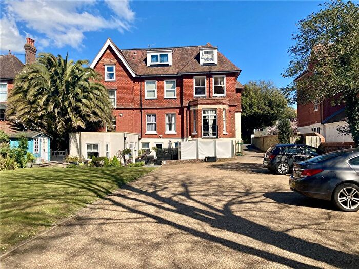 1 Bedroom Flat For Sale In Grange Road, Eastbourne, East Sussex, BN21