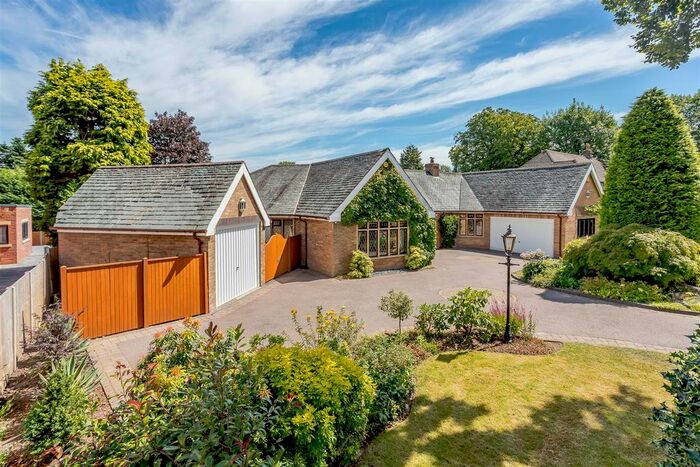 4 Bedroom Detached Bungalow To Rent In Lichfield Road, Four Oaks, Sutton Coldfield, B74