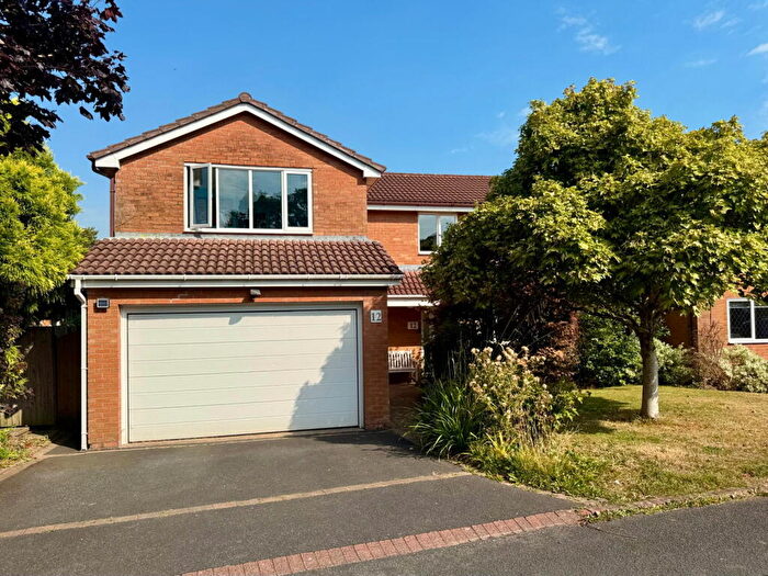 4 Bedroom Detached House For Sale In Higher Greenfield, Ingol, Preston, PR2