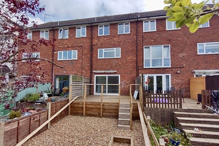 3 Bedroom Town House To Rent In Sunnyhill Road, Boxmoor, HP1