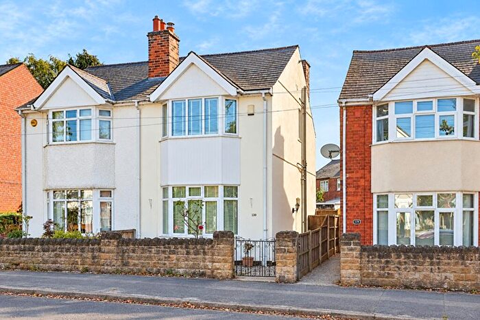 3 Bedroom Semi Detached House For Sale In Piccadilly, Nottingham, NG6