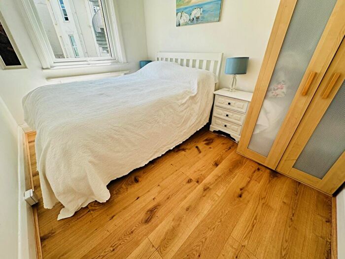 3 Bedroom Flat To Rent In St Michaels Road, Bournemouth, BH2