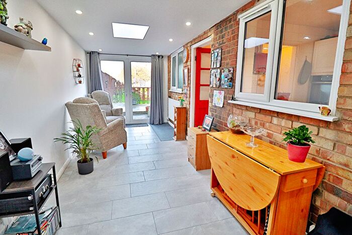 3 Bedroom Semi Detached House For Sale In Paston Lane, Peterborough, PE4