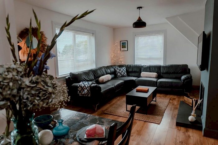 3 Bedroom Detached House For Sale In Tong, Isle Of Lewis, HS2