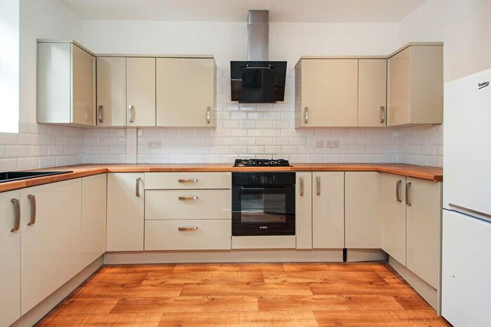 6 Bedroom Property To Rent In Privet Road, Bournemouth, BH9