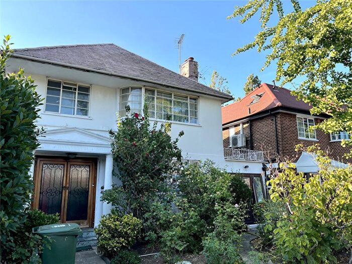 Studio To Rent In Heathcroft, Ealing, London, W5