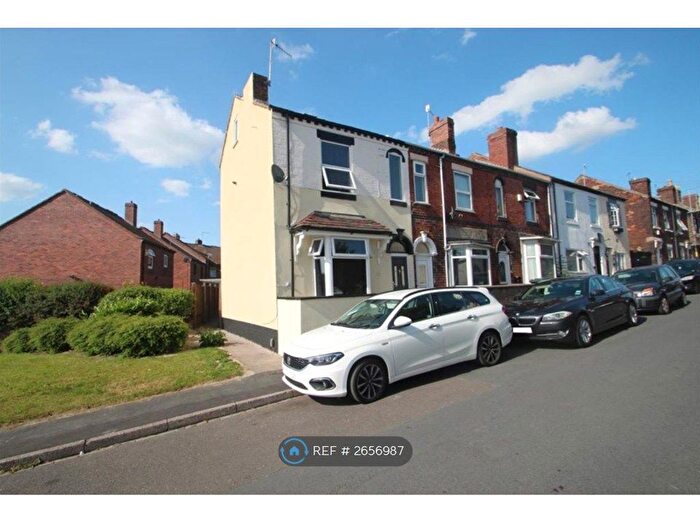 3 Bedroom End Terrace House To Rent In Ainsworth Street, Stoke-On-Trent, ST4