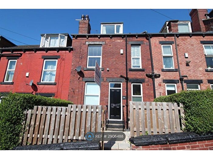2 Bedroom Terraced House To Rent In Barnbrough St, Leeds, LS4