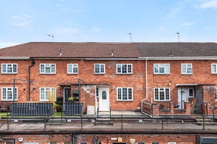 3 Bedroom Apartment To Rent In Station Road, Dorridge, B93