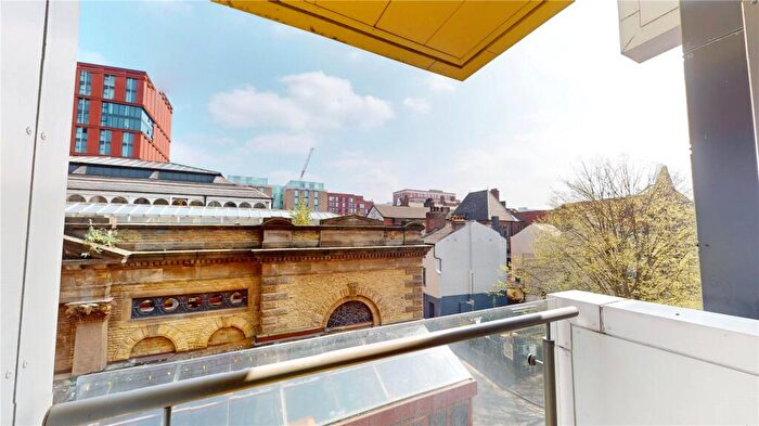 1 Bedroom Apartment For Sale In No Smithfield Square, High Street, Manchester, M4