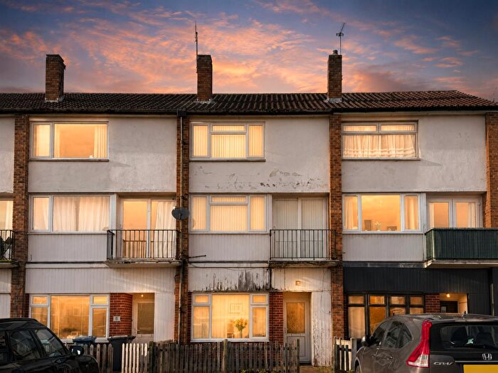 2 Bedroom Apartment For Sale In Haddon Way, Radcliffe-On-Trent, Nottingham, NG12